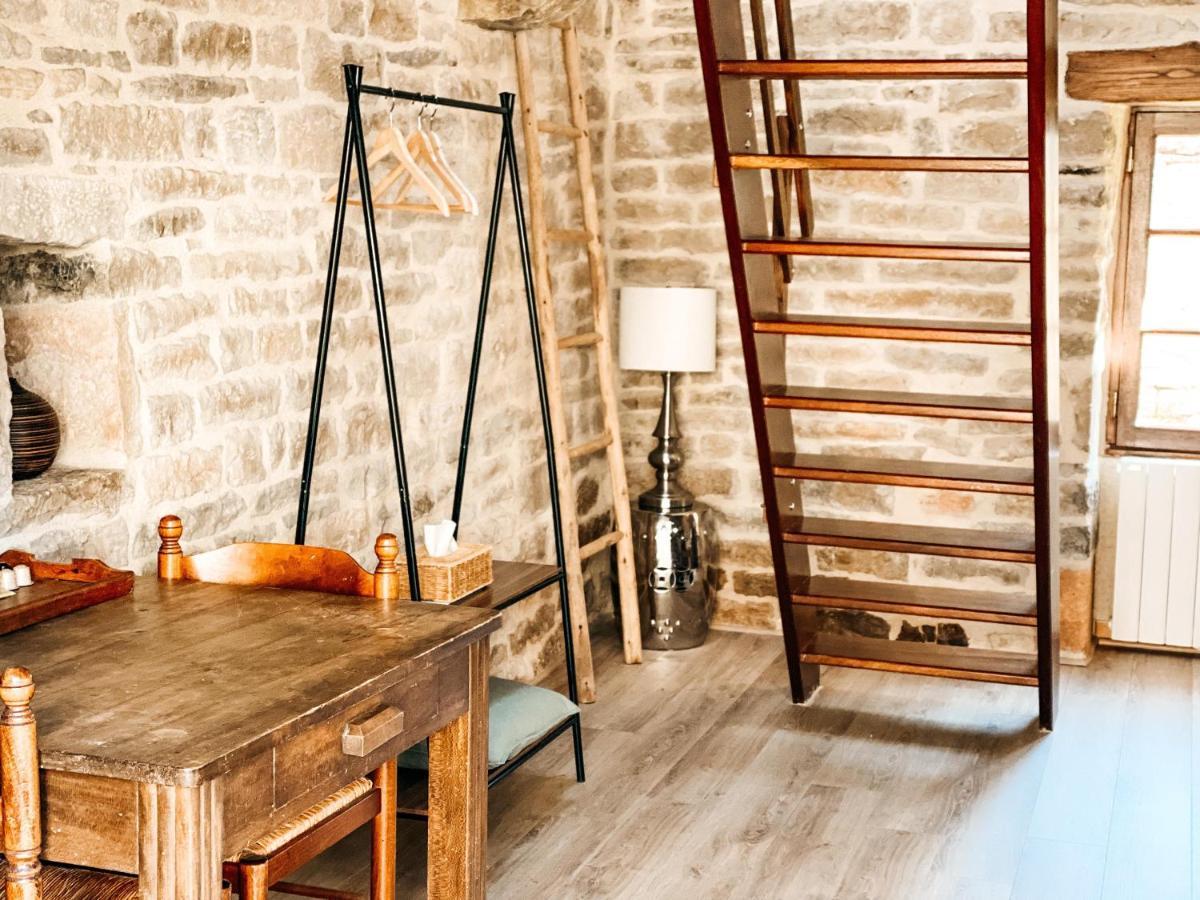 Mas Parenthese - Chambres Et Table D'Hotes Loze Kültér fotó